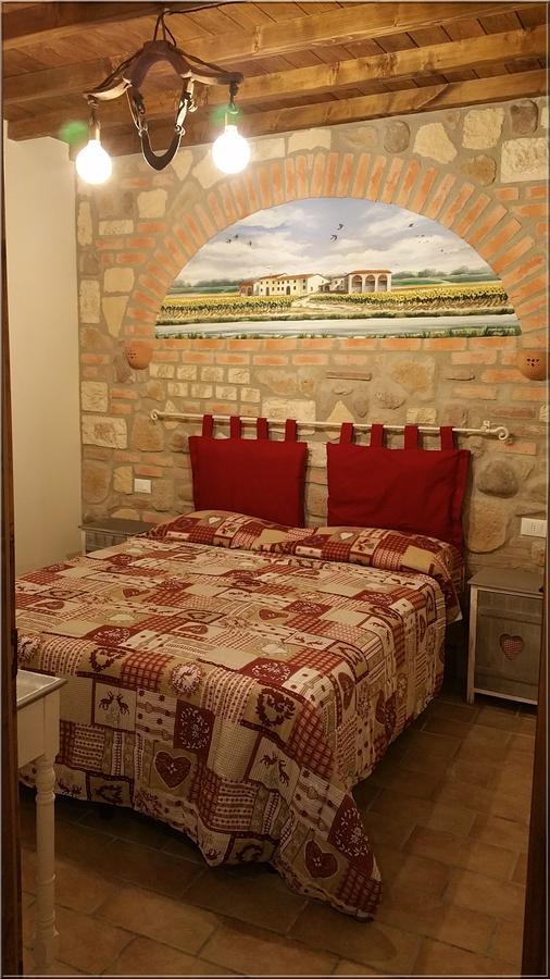 Bed and Breakfast La Casa Delle Rondini Roncoferraro Exterior foto